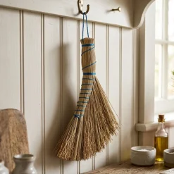 garrett-wade Better Whisk Broom New