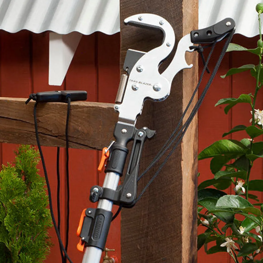 Garrett Wade Extendable Jumbo Pole Saw & Pruner Best
