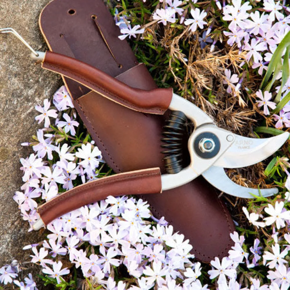 garrett-wade French-Made Bypass Pruner & Holster Set Online