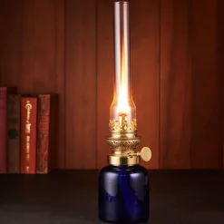 Garrett Wade Heirloom Oil Table Lamp Small Hot