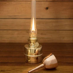 Garrett Wade 13 In. Extra-Bright Brass Lamp Hot