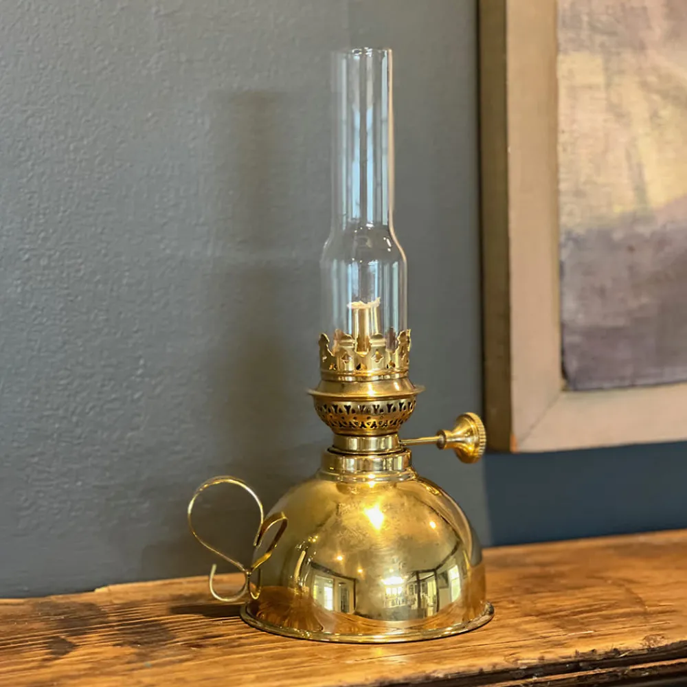 Garrett Wade 9 In. Extra-Bright Brass Lamp Clearance