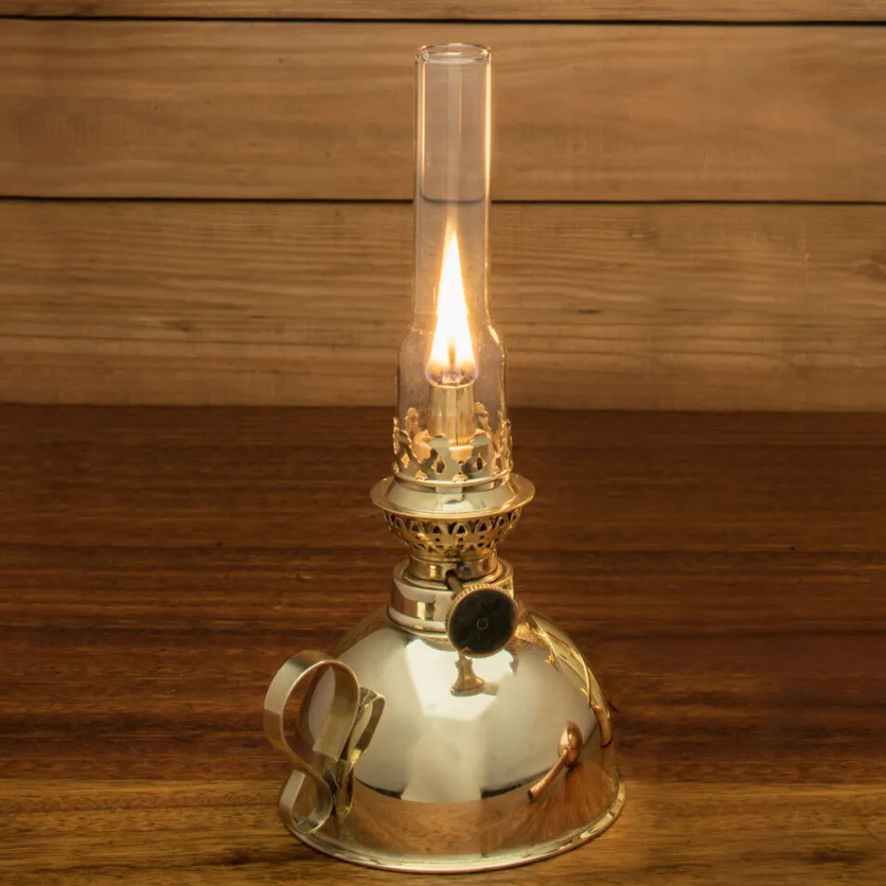 Garrett Wade 9 In. Extra-Bright Brass Lamp Clearance