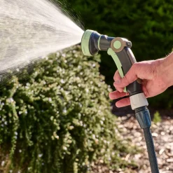garrett-wade 8-Jet Watering Nozzle Outlet