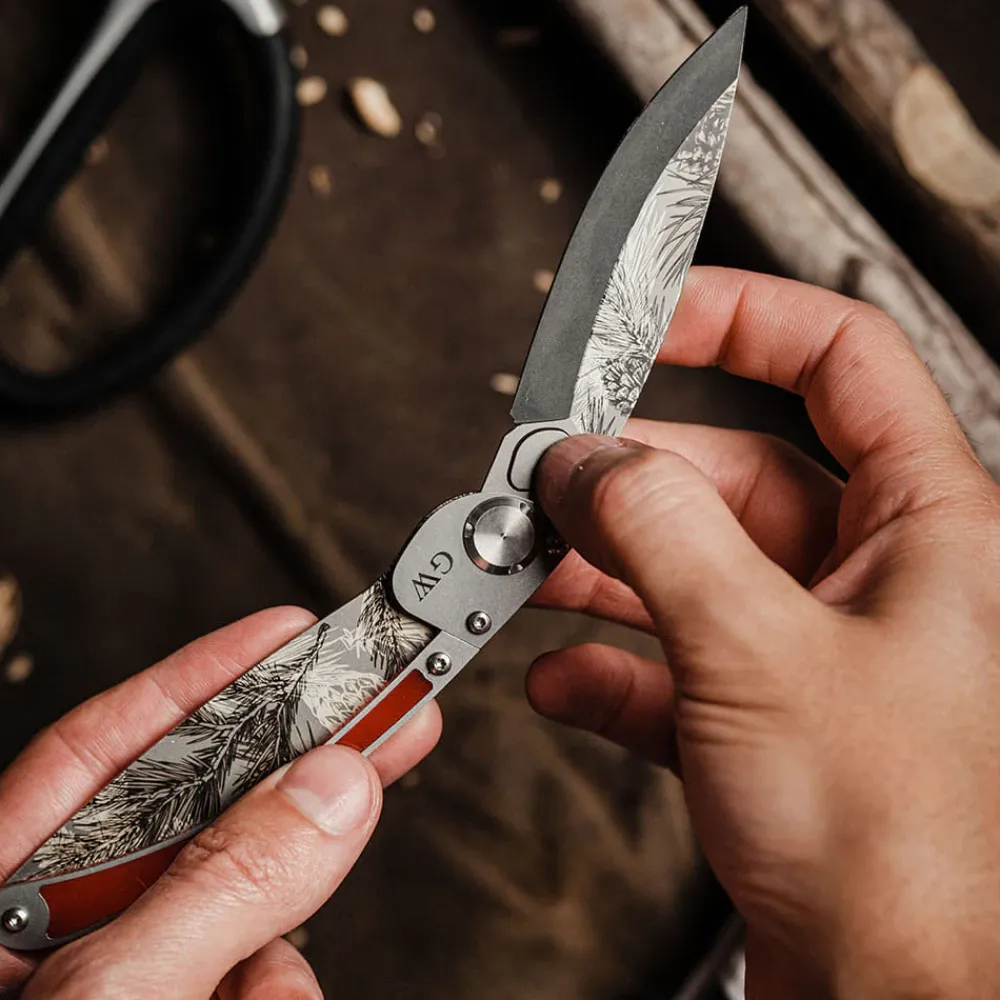 garrett-wade K2 Engraved Pinecone Pocket Knife Online