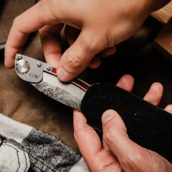garrett-wade K2 Engraved Pinecone Pocket Knife Online