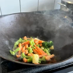 Netherton Prospector-Handled Spun Iron Wok