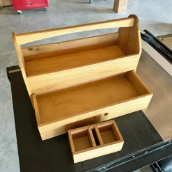 garrett-wade Old World Oak Tool Carrier Outlet