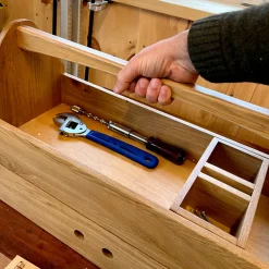 garrett-wade Old World Oak Tool Carrier Outlet