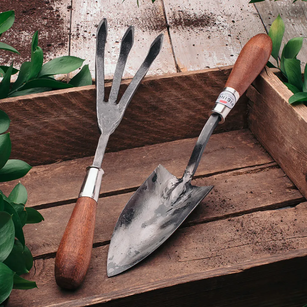 garrett-wade Red Pig 2-Piece Gardening Set Clearance
