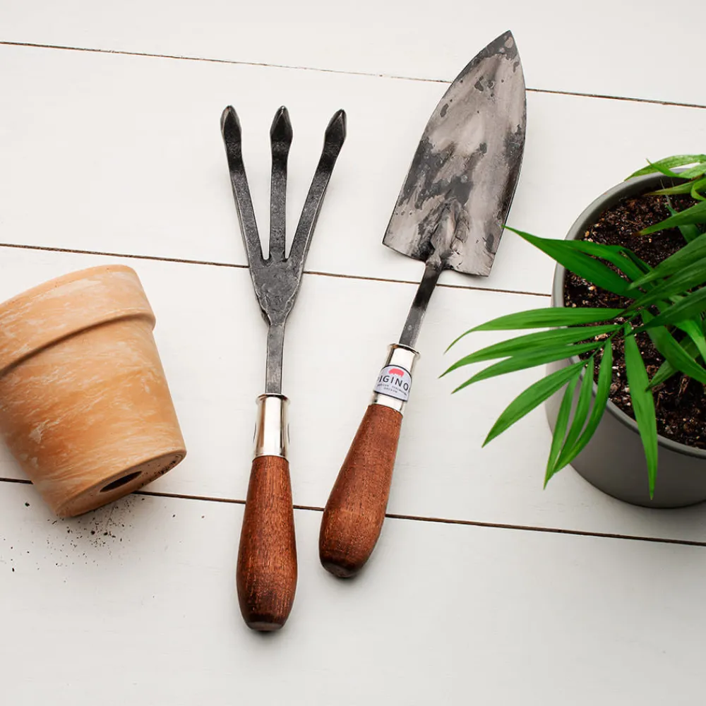 garrett-wade Red Pig 2-Piece Gardening Set Clearance
