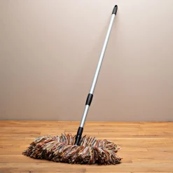 garrett-wade Slack Duster with Extendable Handle Best