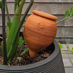 garrett-wade Small Teardrop-Shaped Terracotta Container Plant Hydrator New