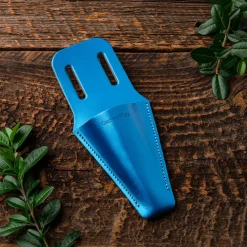 Garrett Wade Ultra-Sharp Sky Blue Pruner and Sheath Set Best