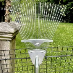 garrett-wade Versatile, Adjustable Collapsing Rake Hot